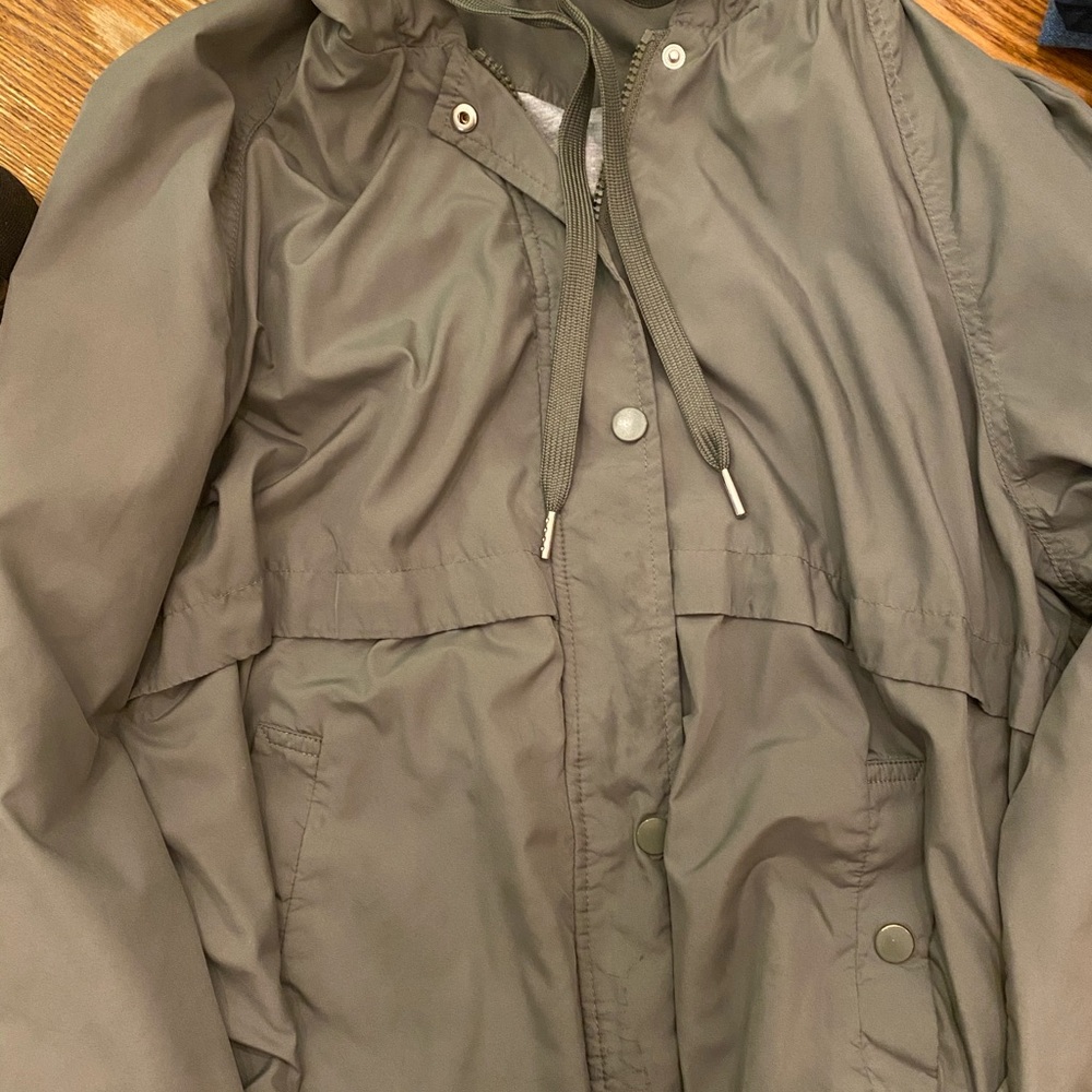 wind breaker